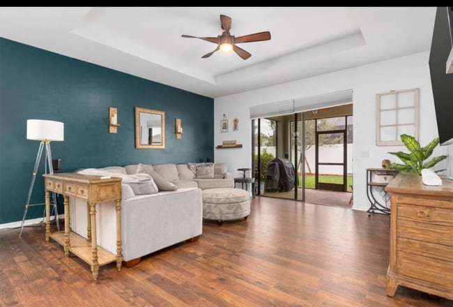 Foto del edificio - 2647 Running Oak Ct
