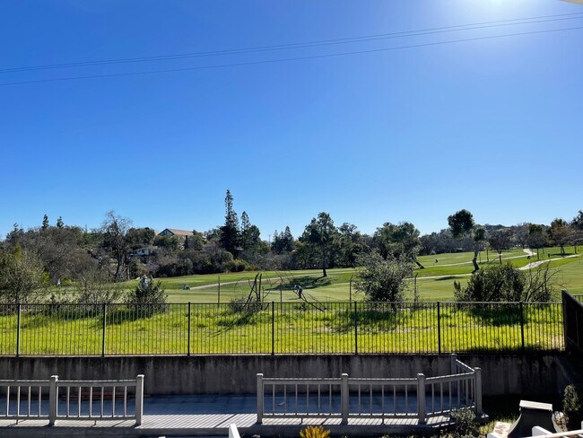 Building Photo - 2254 Lake Crest Ct