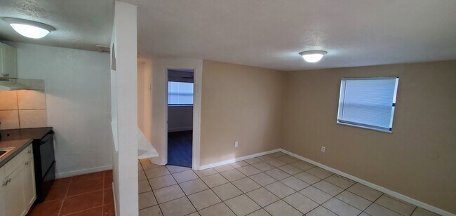 Building Photo - 9406 Grandfield Rd
