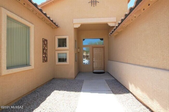 Building Photo - Gladden Farms - spacious great room plan w...