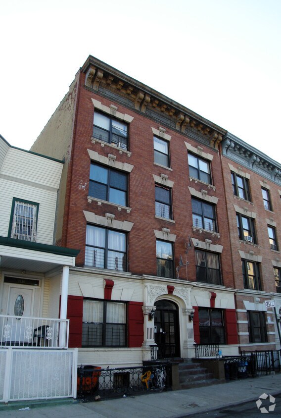 Primary Photo - 1148 Bryant Ave
