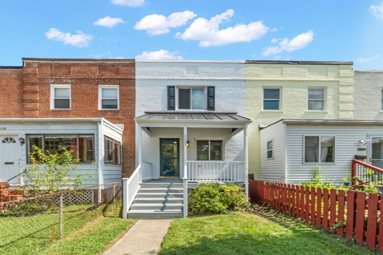 Primary Photo - 3005 Fulton St