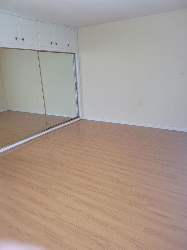 Building Photo - 158 Avenida Majorca