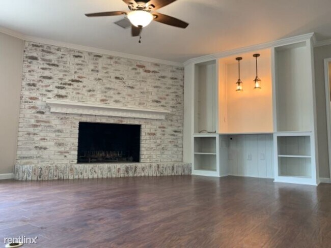 Building Photo - 3 br, 2 bath House - 2000 Mccann Rd