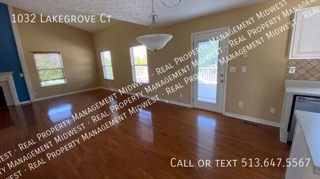 Foto del edificio - 1032 Lakegrove Ct