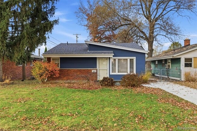 Building Photo - 25118 Lehigh St