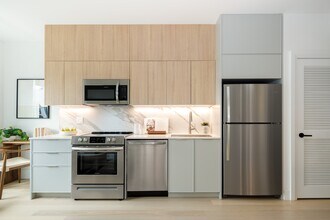 Building Photo - Piazza Alta