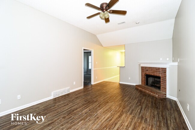Building Photo - 2760 Java Dr