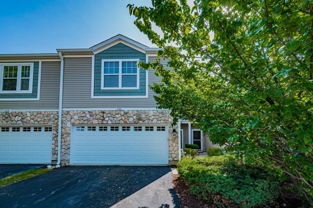 Primary Photo - 680 Meadowridge Dr