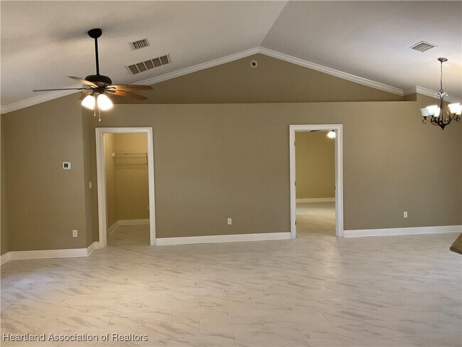Building Photo - 4515 Medina Way