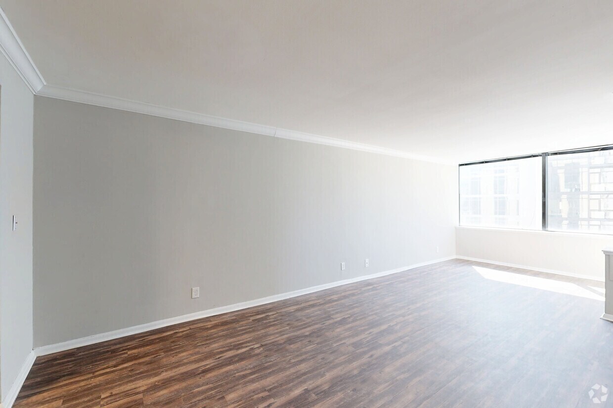 Photo - Arts Center Tower Apartments