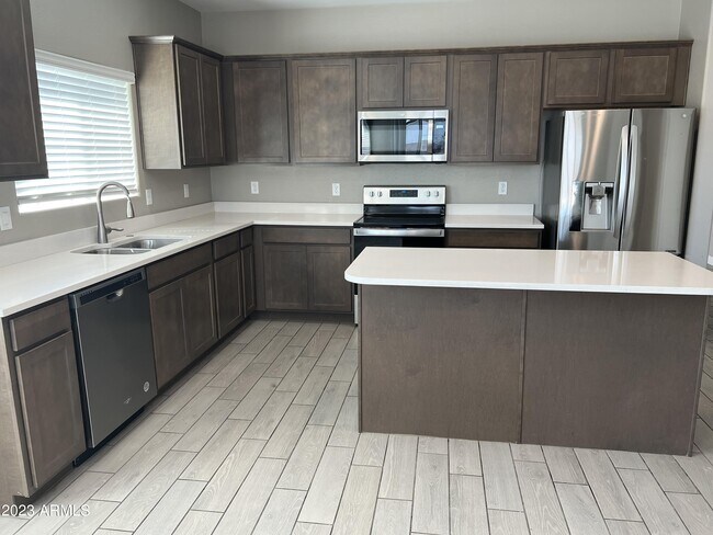 Foto del edificio - 8213 S 45th Ave