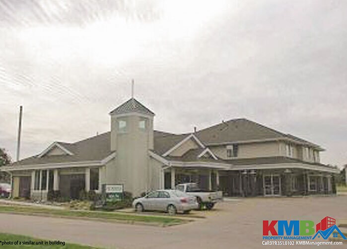 Primary Photo - 825 Pepperwood Ln