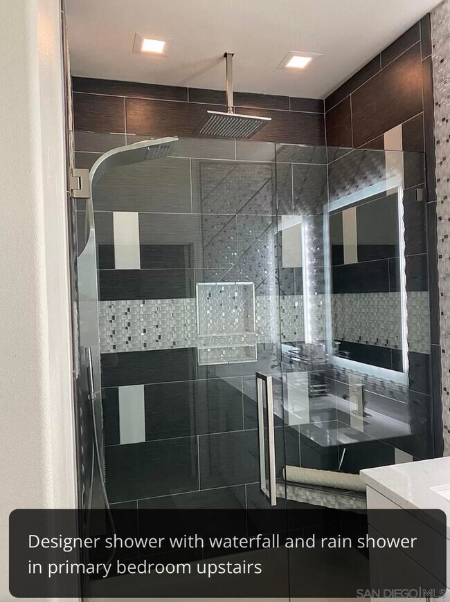 Foto del edificio - 501 Surfbird Ln