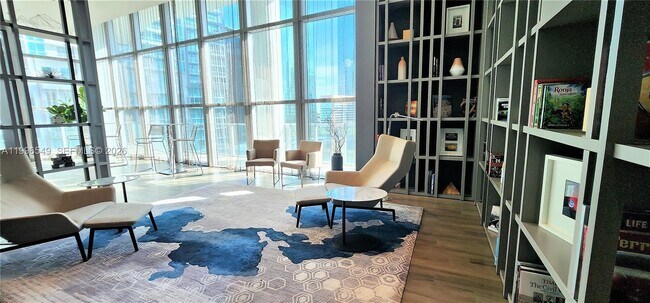 Foto del edificio - 1100 S Miami Ave