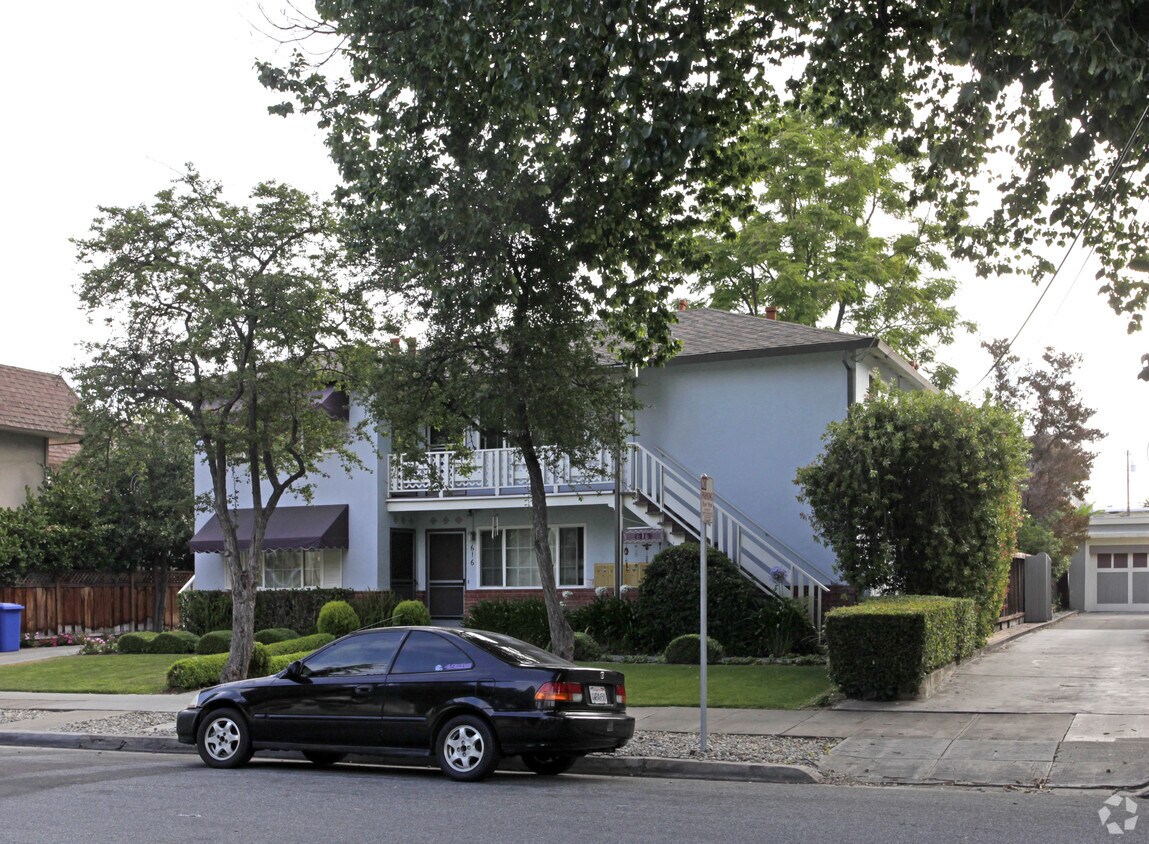 Building Photo - 616 S 8th St