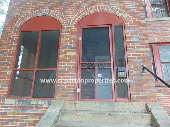 Building Photo - 2211 Greene St