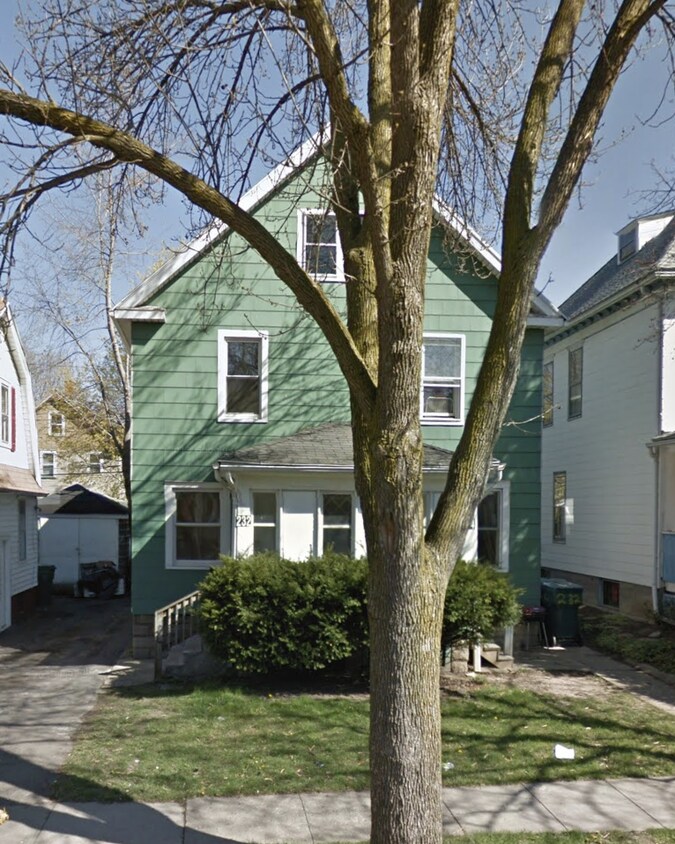 232234 Roycroft Dr, Rochester, NY 14621 Townhome Rentals in