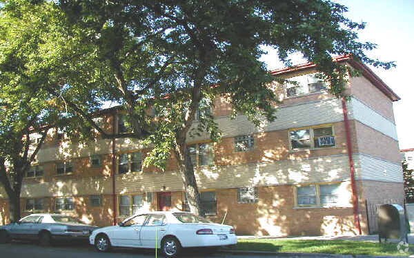 Building Photo - 7900 S Paxton Ave