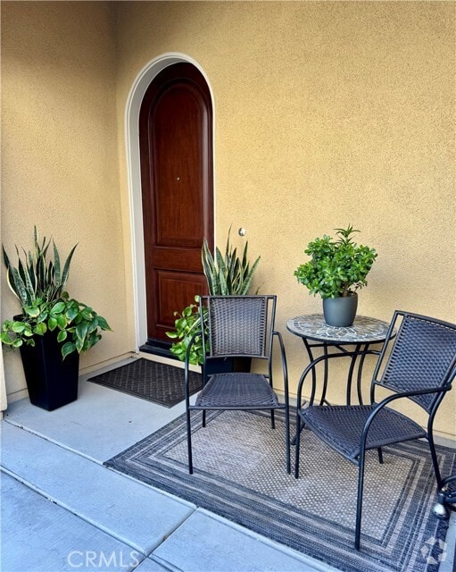 Building Photo - 23801 Los Pinos Ct