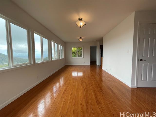 Building Photo - 1101 Kaluanui Rd