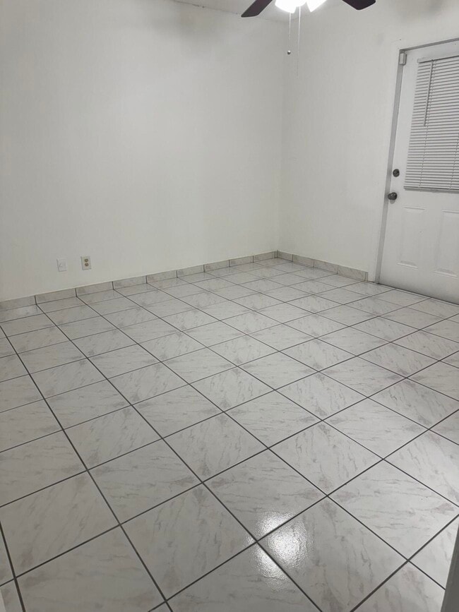 Foto del edificio - 4916 Pimlico Ct