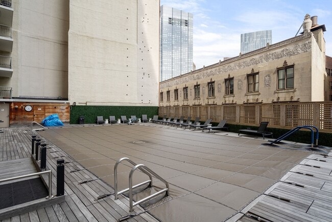 Building Photo - 151 Tremont St