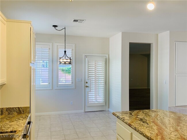 Foto del edificio - 2264 Alanhurst Dr
