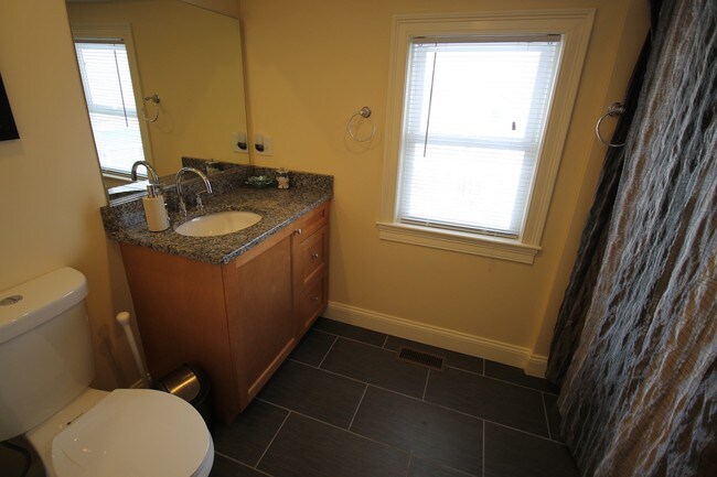 Foto del edificio - 50 Carleton St