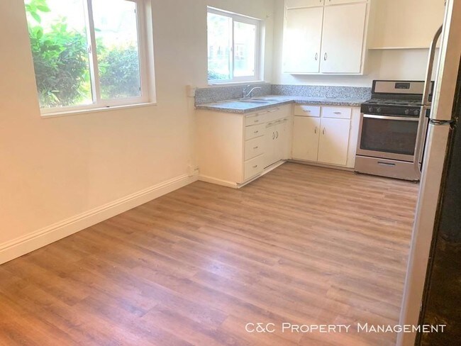 Foto del edificio - 2 bedroom in Roseville CA 95678