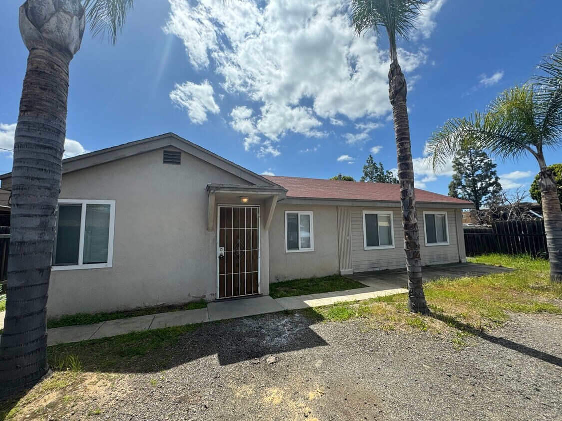 504 S Lincoln Ave, El Cajon, CA 92020 Townhome Rentals in El Cajon CA