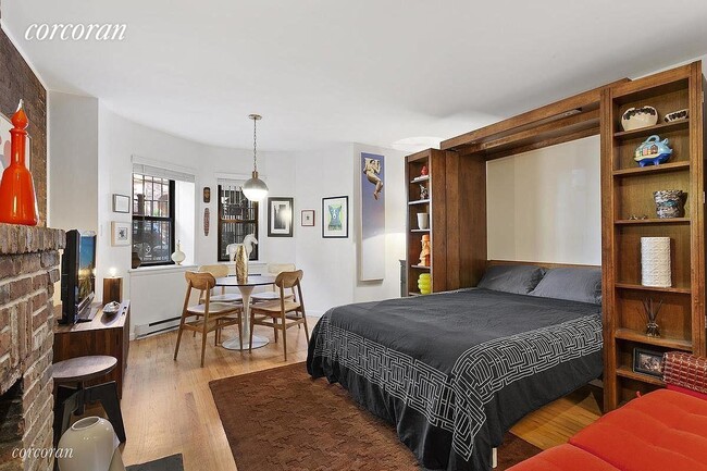 Building Photo - 120 W 82nd St