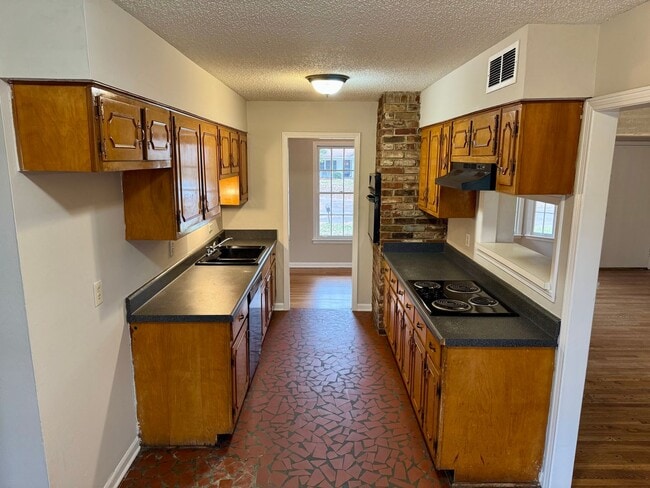 Foto del edificio - 8509 Farmington Cove