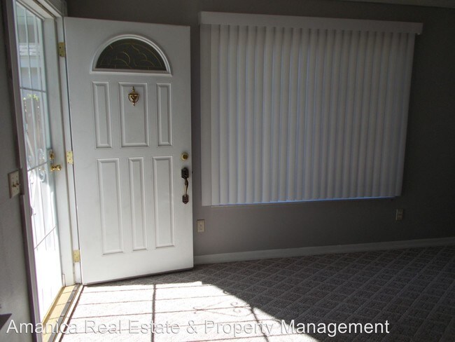 Building Photo - 3 br, 2 bath House - 12283 Hythe St