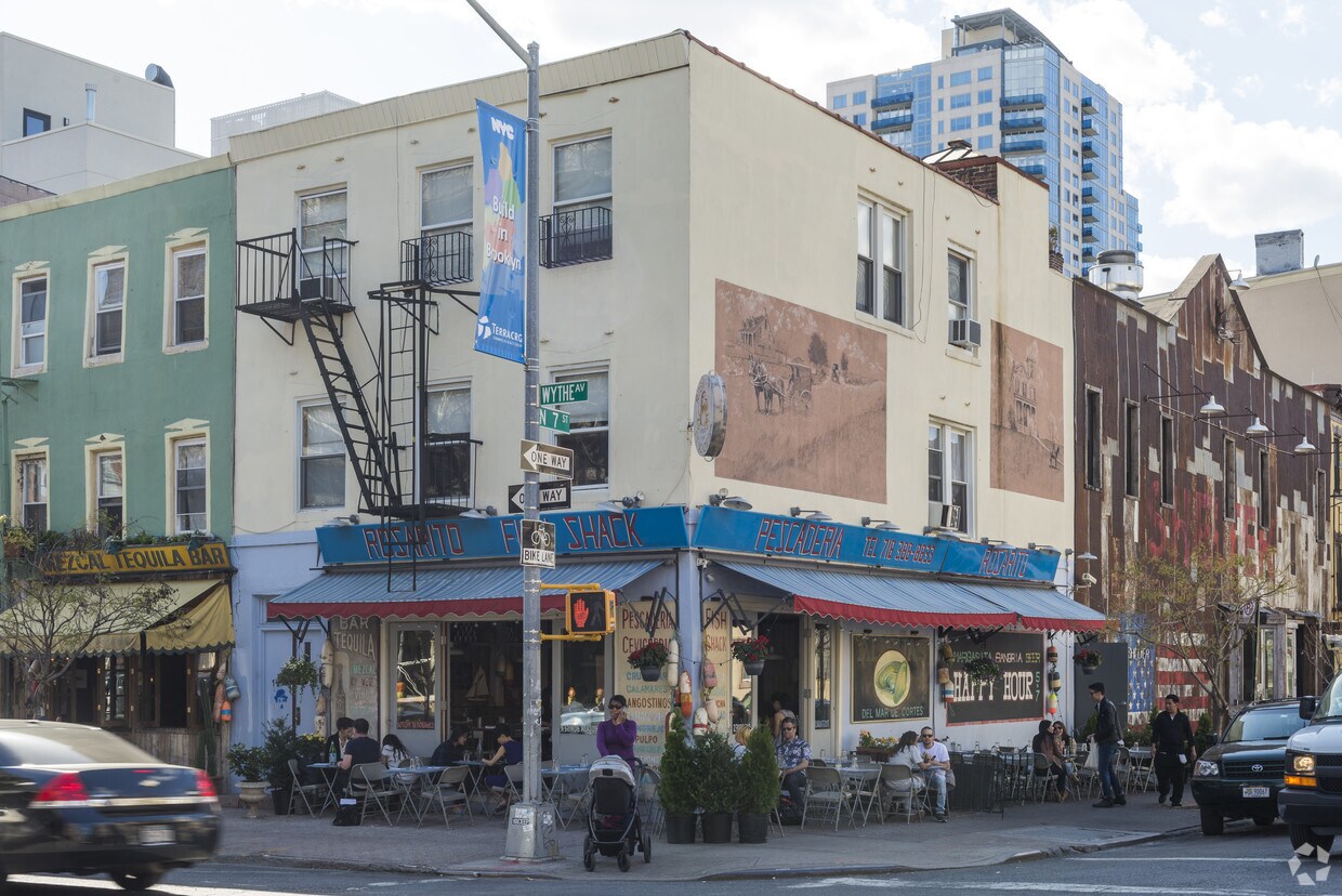 Primary Photo - 168 Wythe Ave
