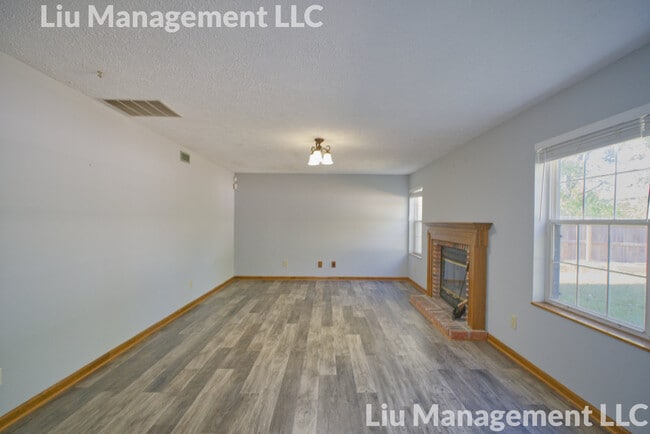 Building Photo - 6010 Petersburg Pky