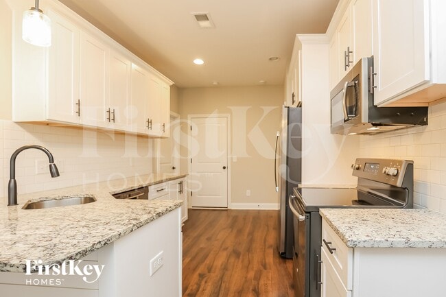 Foto del edificio - 784 Jersey Dr