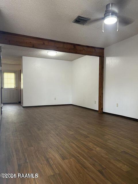 Foto del edificio - 201 High Meadows Blvd
