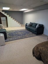 Building Photo - 5 Kimberly Ln