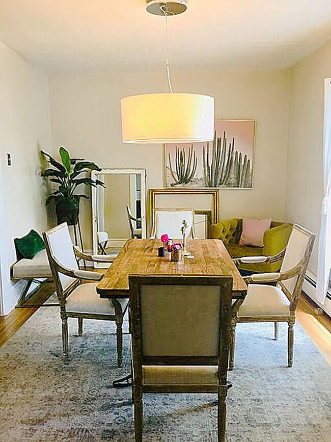 Open dining room - 3602 Lowell Blvd