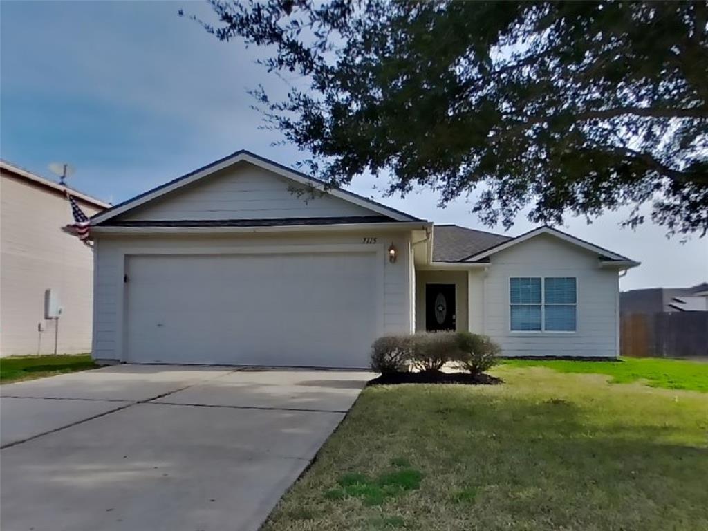 Foto principal - 7115 Towering Pine Ln