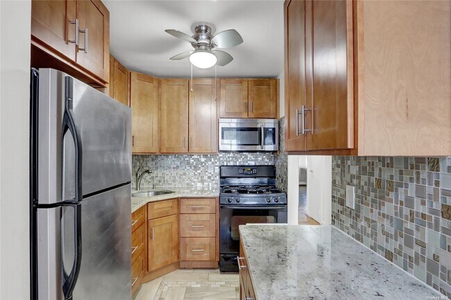 Building Photo - 32-11 23rd St