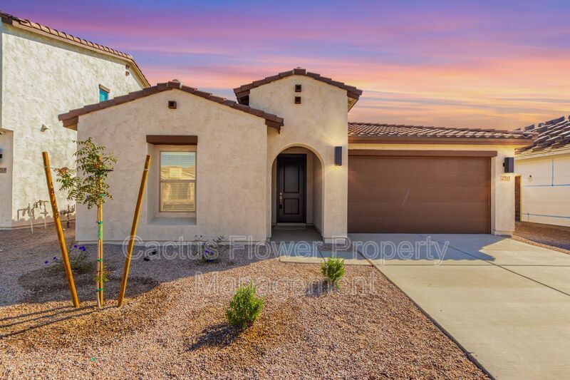 Foto principal - 27515 N 30th Ln