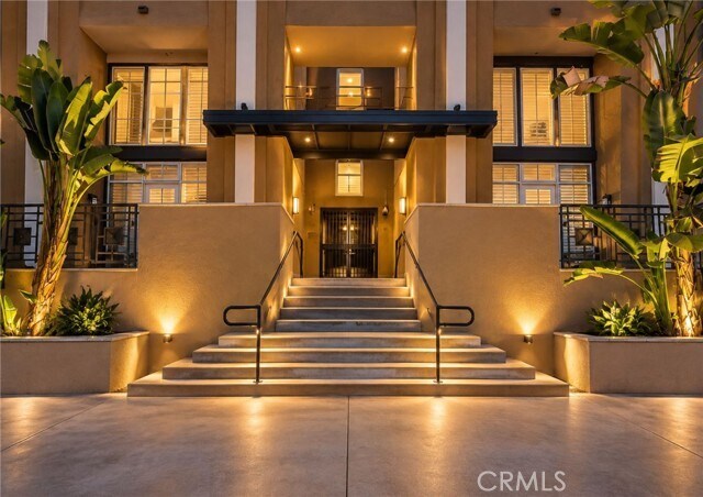 Foto del edificio - 360 W Ave 26