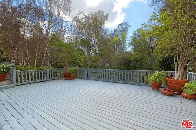 Foto del edificio - 10101 Sunset Blvd