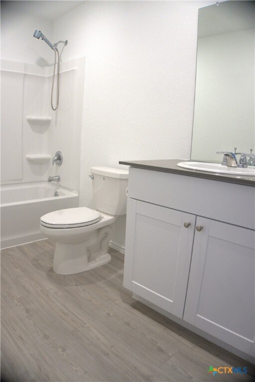 Foto del edificio - 809 Riviera Ct