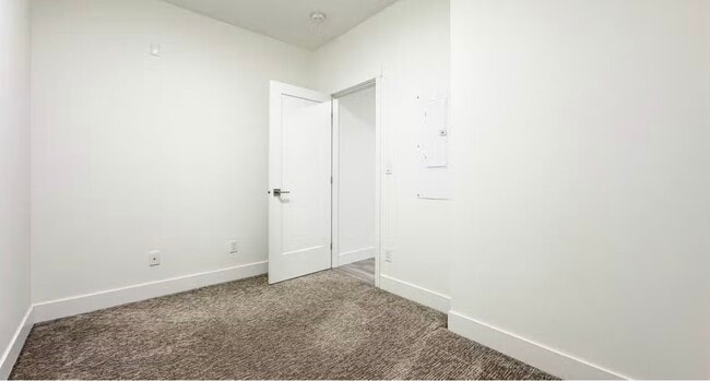 Building Photo - 13978 Fraser Hwy