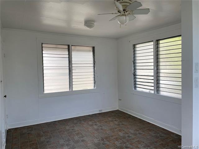 Building Photo - 1609 Alapai St