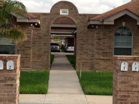 Foto principal - 3804 Zelma St