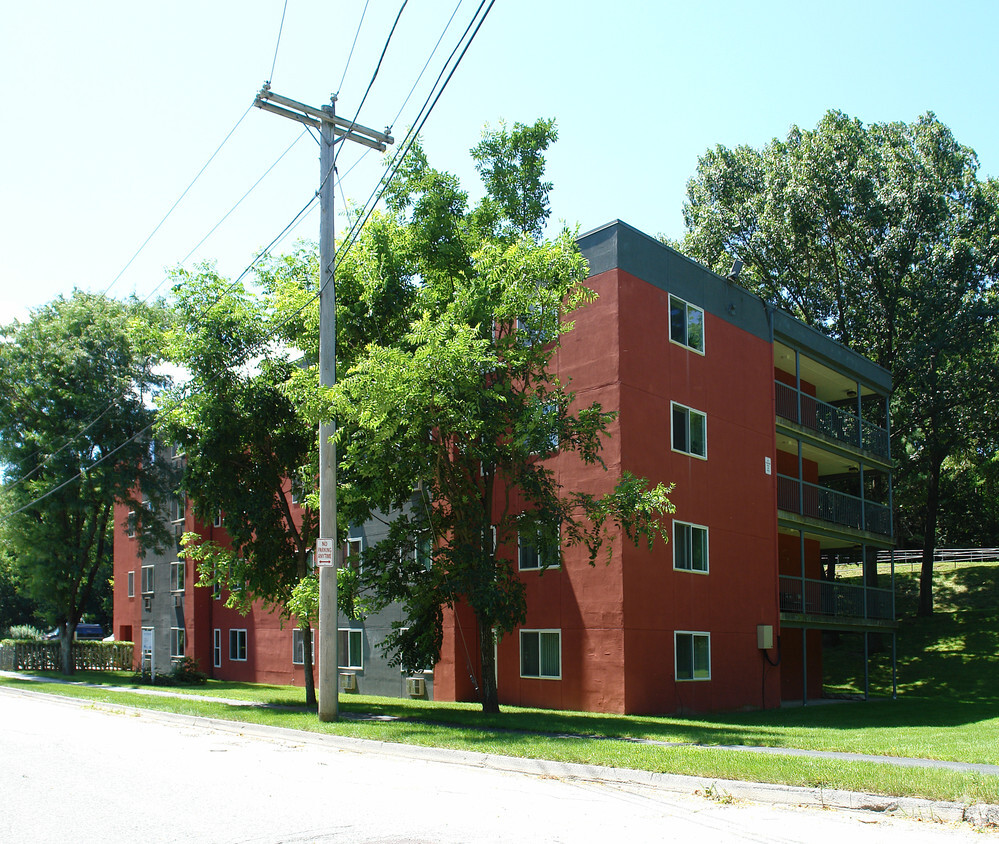 Building Photo - New Horizon Apartments